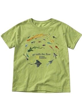 Gildan Green 'Go With The Flow' Ocean Graphic Tee